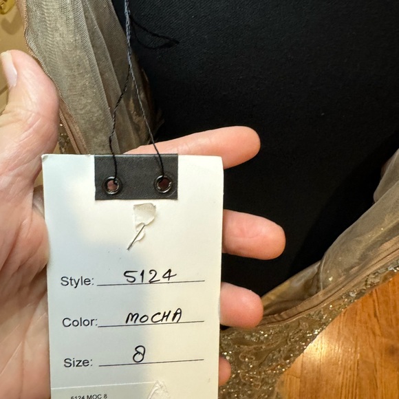 NWT Mac Duggal Sequin Column Gown Style # 5124 Size 8 Mocha - Picture 9 of 12